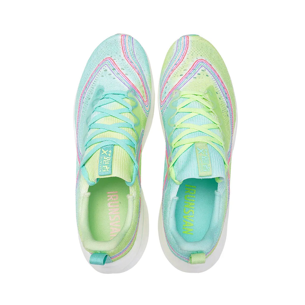 IRUNSVAN METTLED HORSE 3.0 training shoe for seasonal training cycles