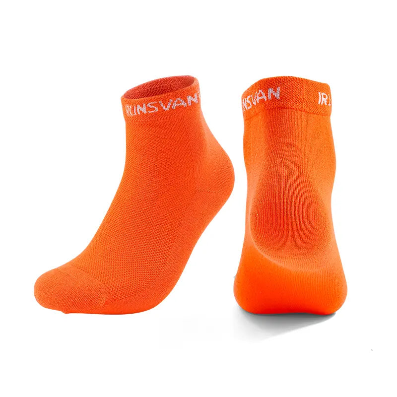 IRUNSVAN anti slip athletic running socks for gym