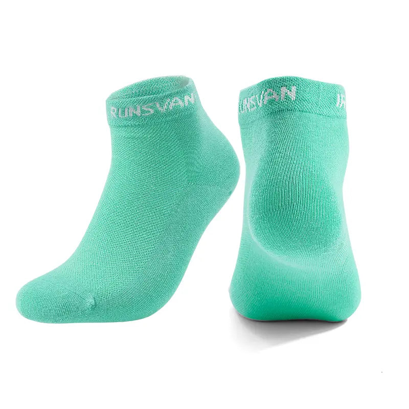IRUNSVAN sweat absorbent sports socks for outdoor running